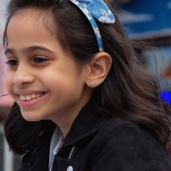 Bienen Ohrstecker 🐝 aus Gelbgold. Perfekte Geschenkidee. Greif zu.