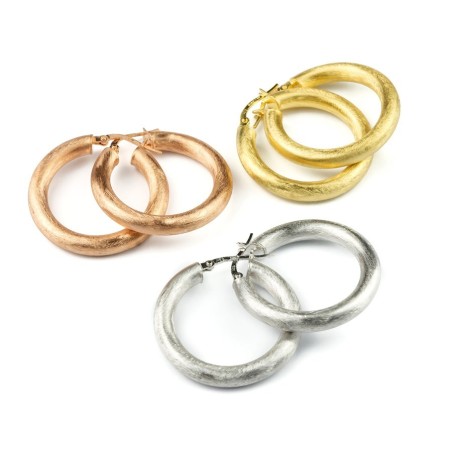 Mattierte Creolen – edle Ohrringe in Silber & Rosé für jeden Look