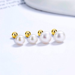 Perlen Ohrpiercing aus 925er Silber mit Goldveredelung